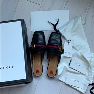 Gucci Size 38 Leather Shoe